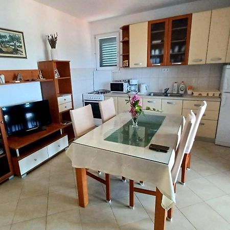 Apartments With A Parking Space Sevid, Trogir - 16111 Маріна Екстер'єр фото